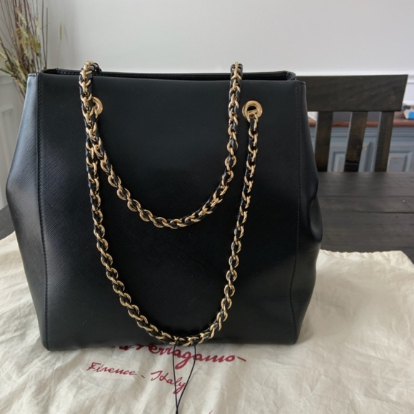Salvatore Ferragamo Black Bow Tote Bag - Picture 6 of 8